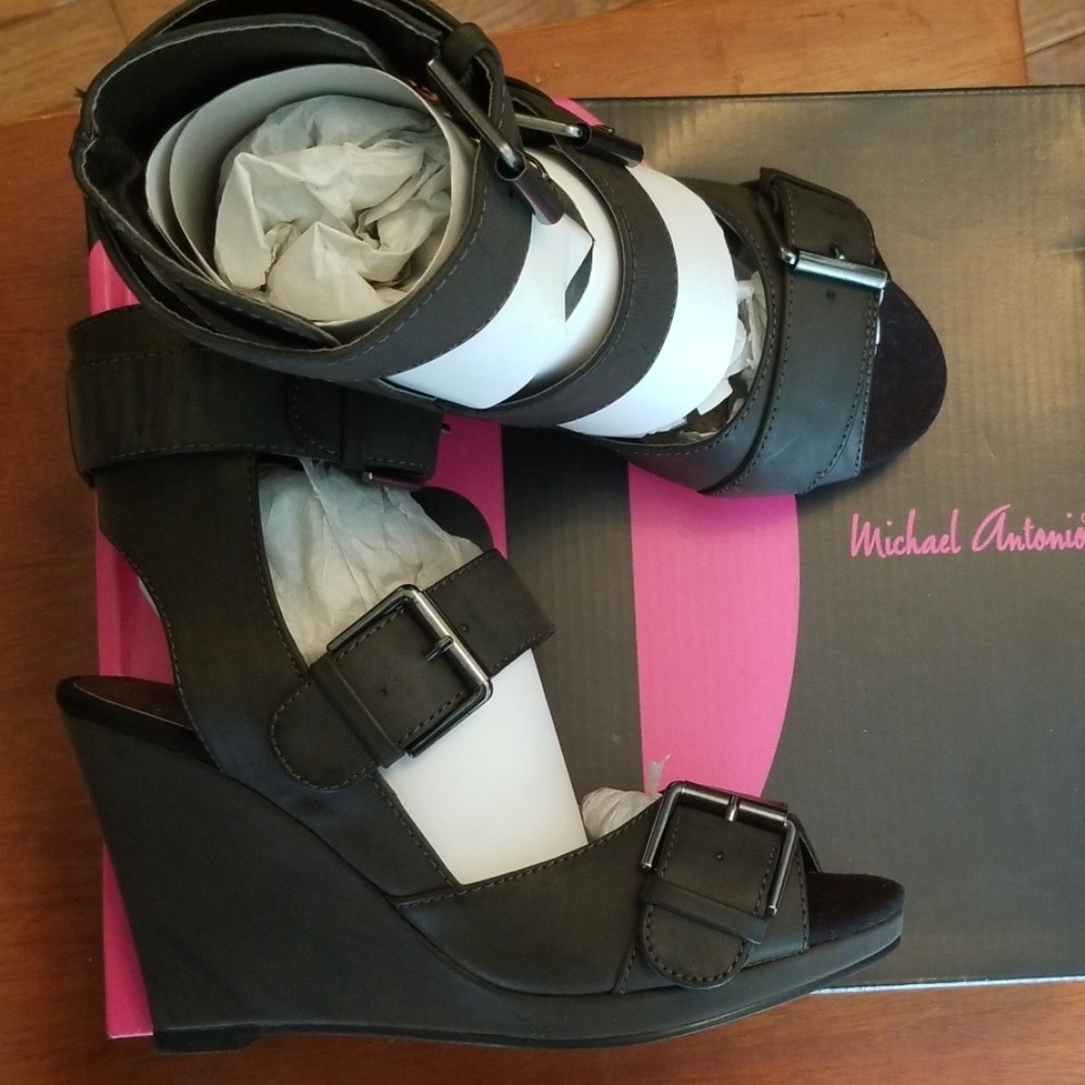 Sandal wedge